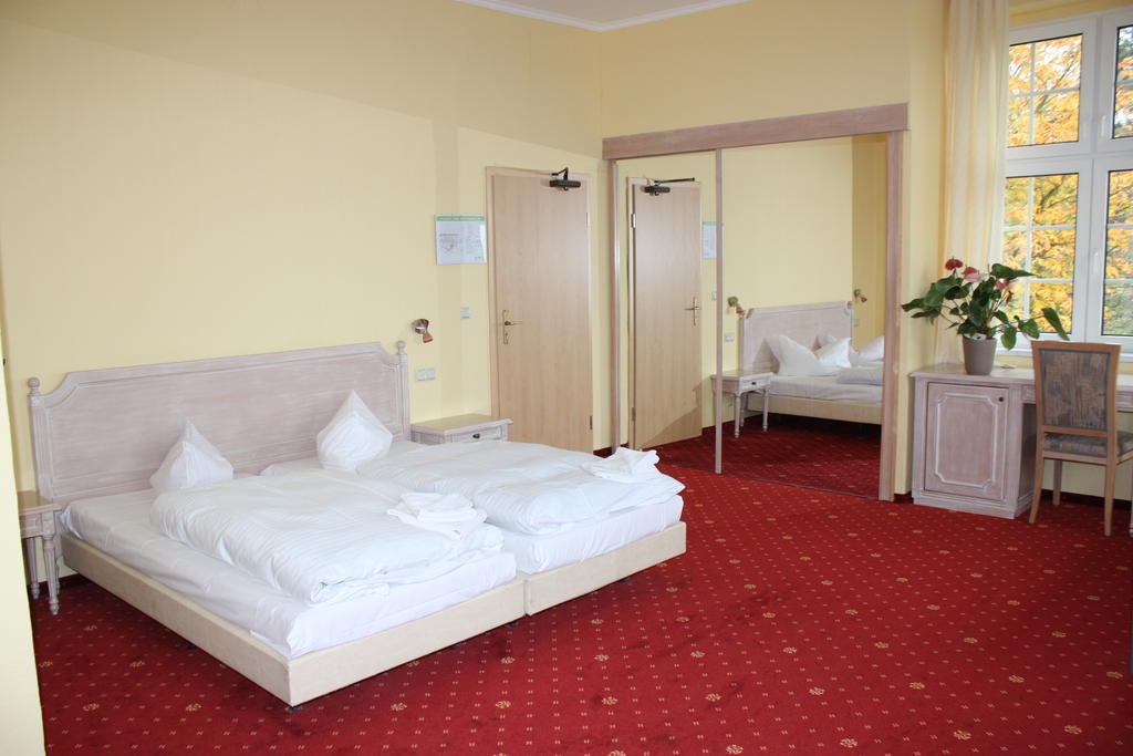 Hotel Stubenberg Gernrode (Saxony-Anhalt) Quarto foto
